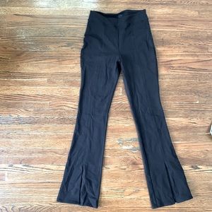 Alo Airbrush High-waist Flutter Legging- size small